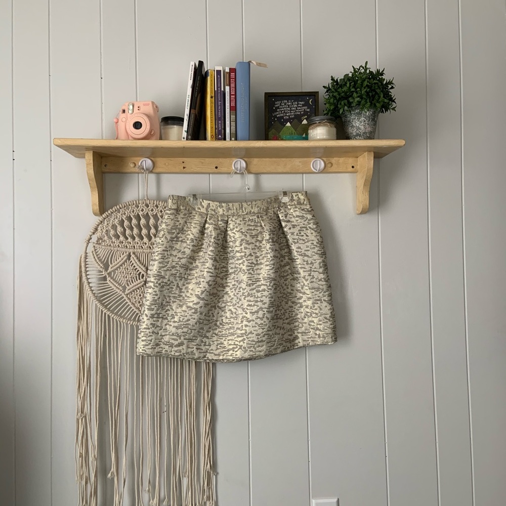 WORTHINGTON petite gold mini skirt